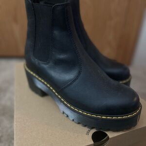 Black Leather Women's Boots